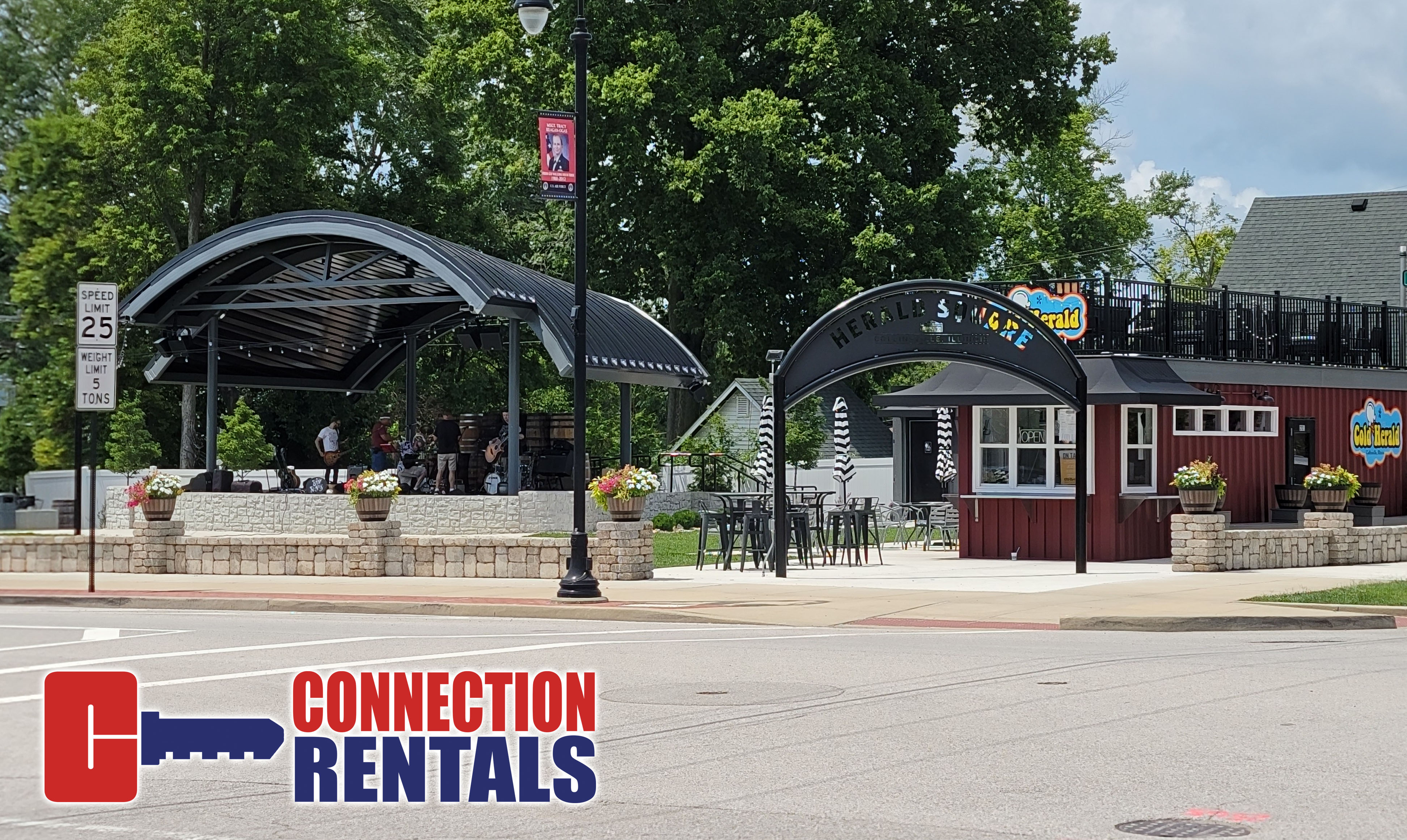 Collinsville, Illinois street corner